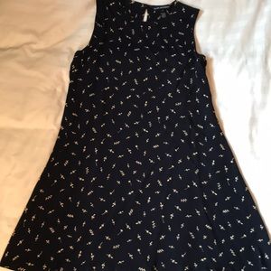 Club Monaco navy w cream flower sprigs rayon dress